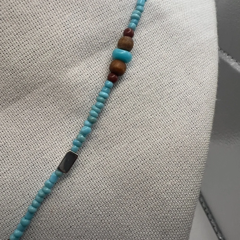Avon Turquoise color seed pearls feather drop necklace